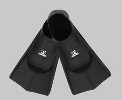 SWIMMING FLIPPERS/FINS
